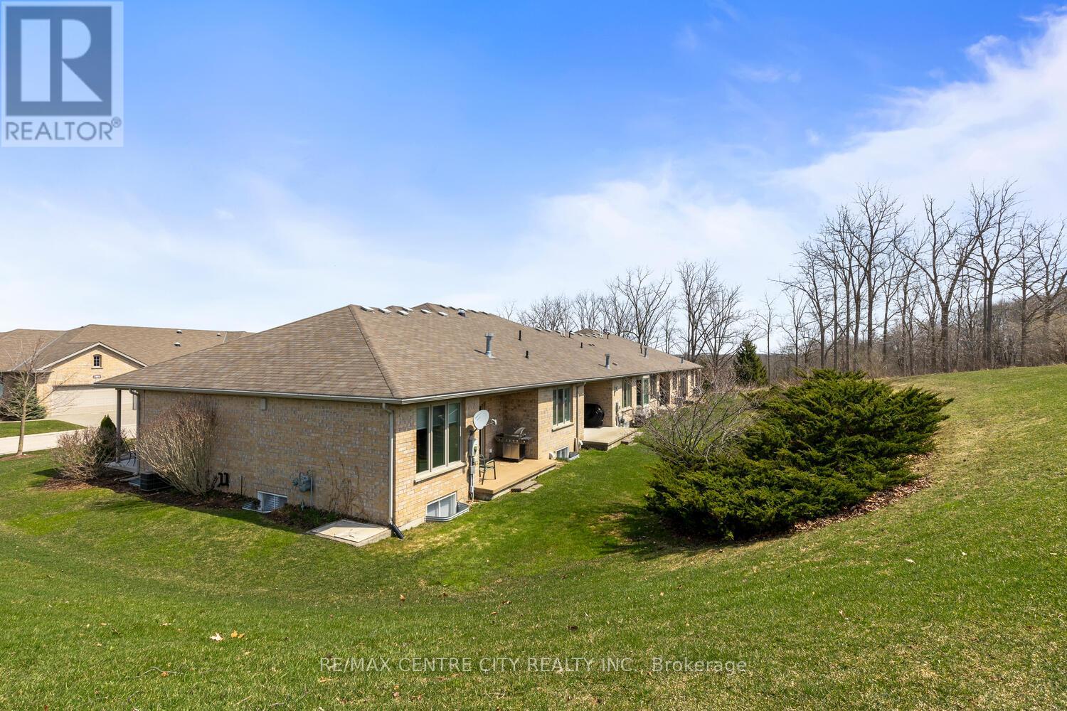1963 Jack Nash Terrace, London South, Ontario  N6K 5R1 - Photo 32 - X12087922