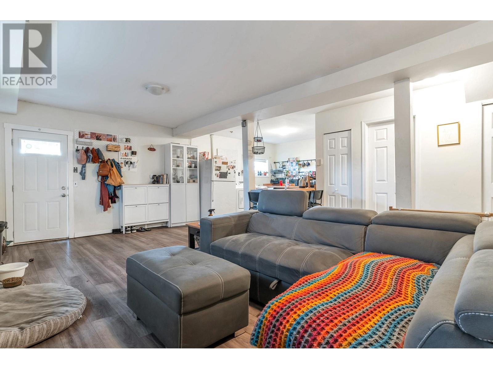 5755 Dumfries Street, Vancouver, British Columbia  V5P 3A7 - Photo 18 - R2990525