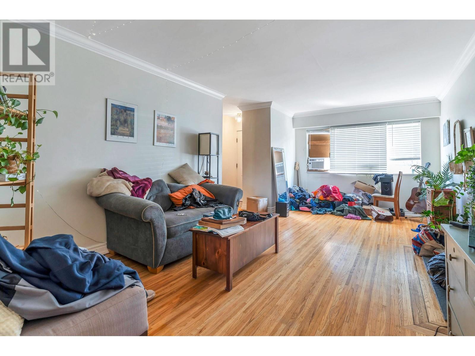 5755 Dumfries Street, Vancouver, British Columbia  V5P 3A7 - Photo 6 - R2990525