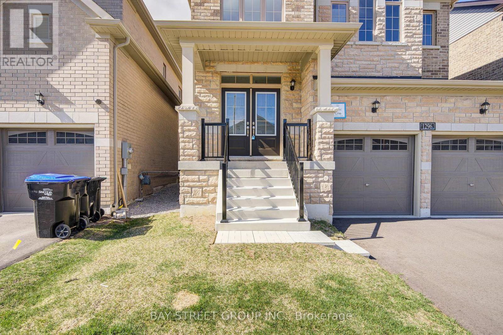 Property at 1296 BRODERICK STREET image 4