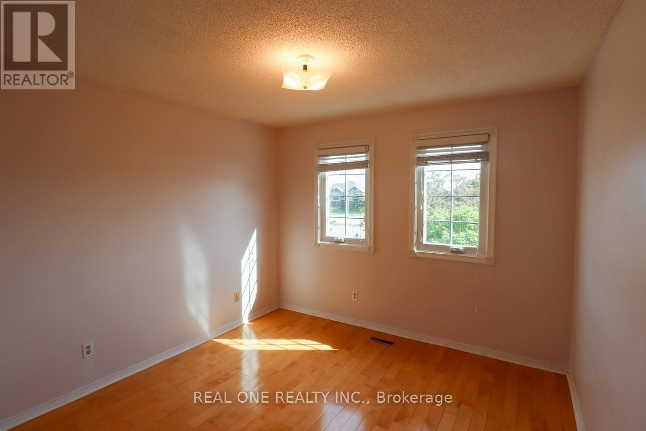 5621 Haddon Hall Road, Mississauga, Ontario  L5M 5G4 - Photo 22 - W12087917