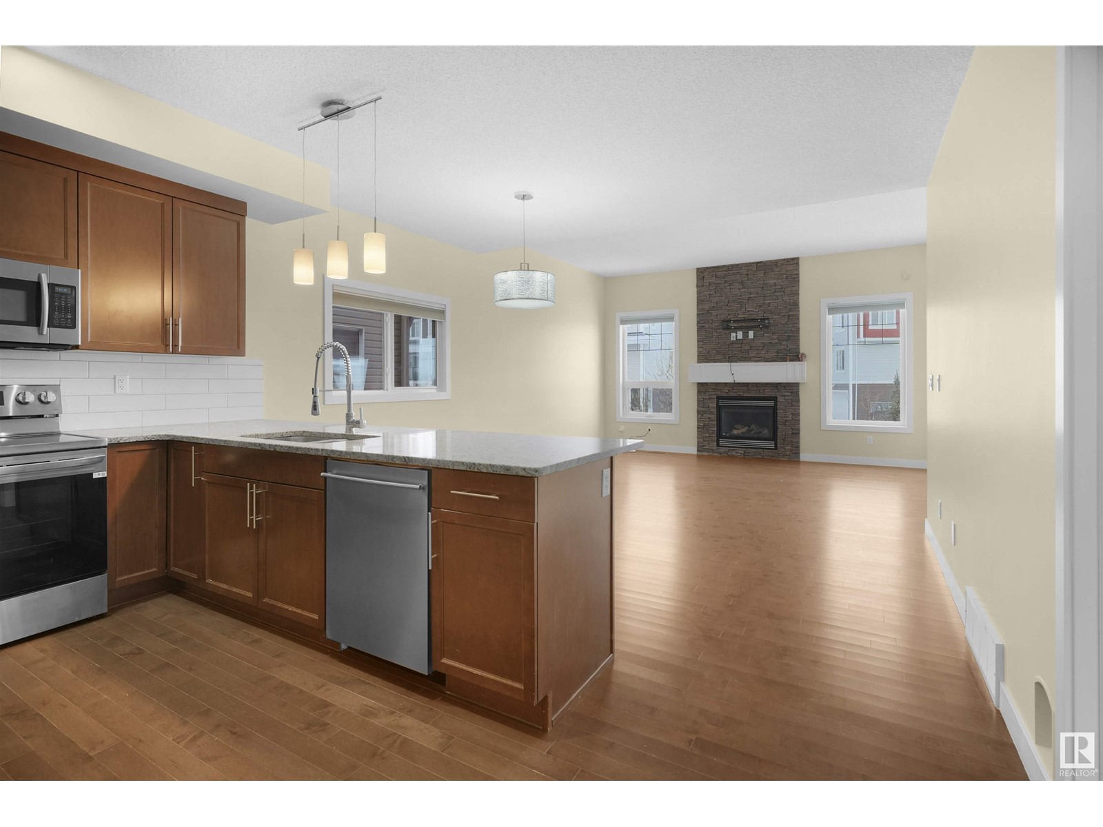 Property at 3071 Carpenter LD SW SW image 3