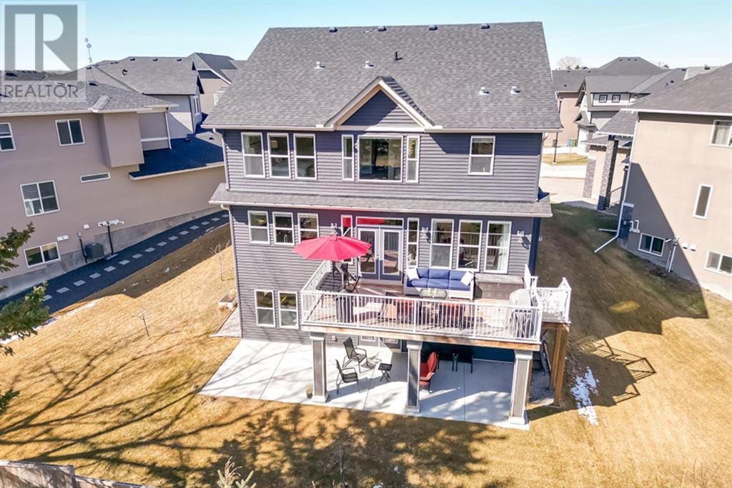 Property at 221 Kinniburgh Cove image 3