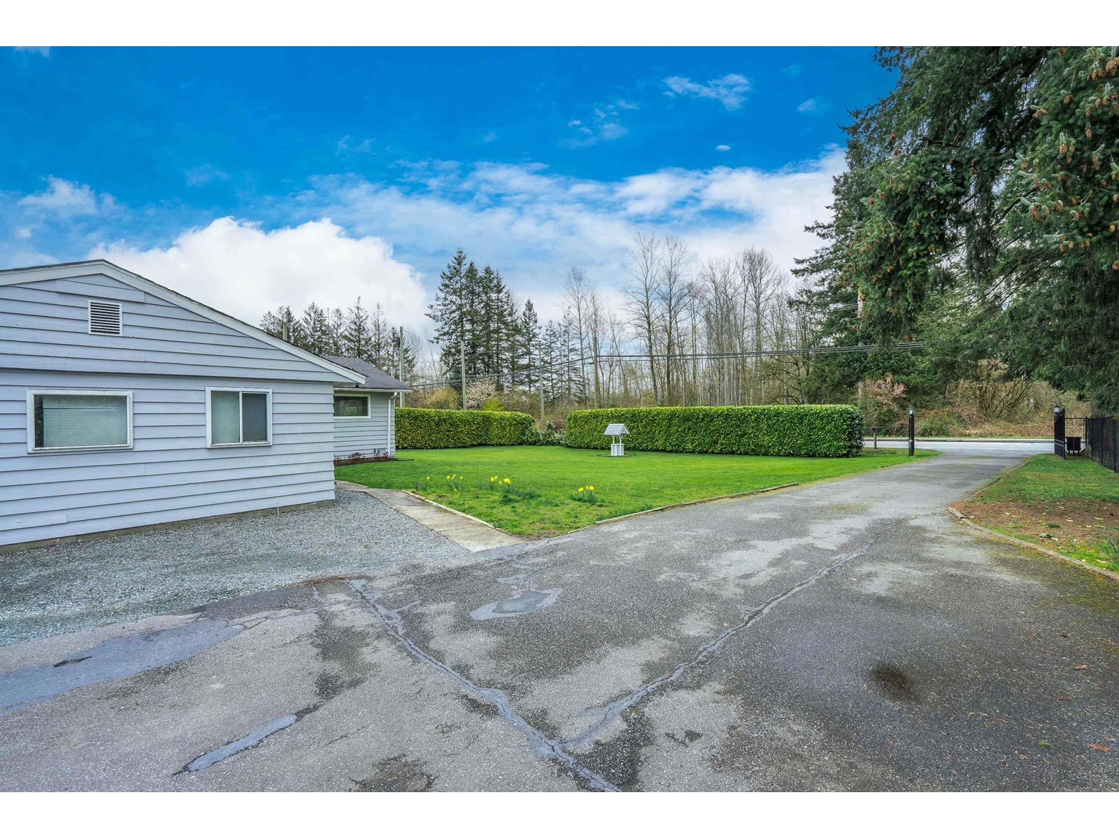 1361 200 Street, Langley, British Columbia  V2Z 1W5 - Photo 8 - R2982305
