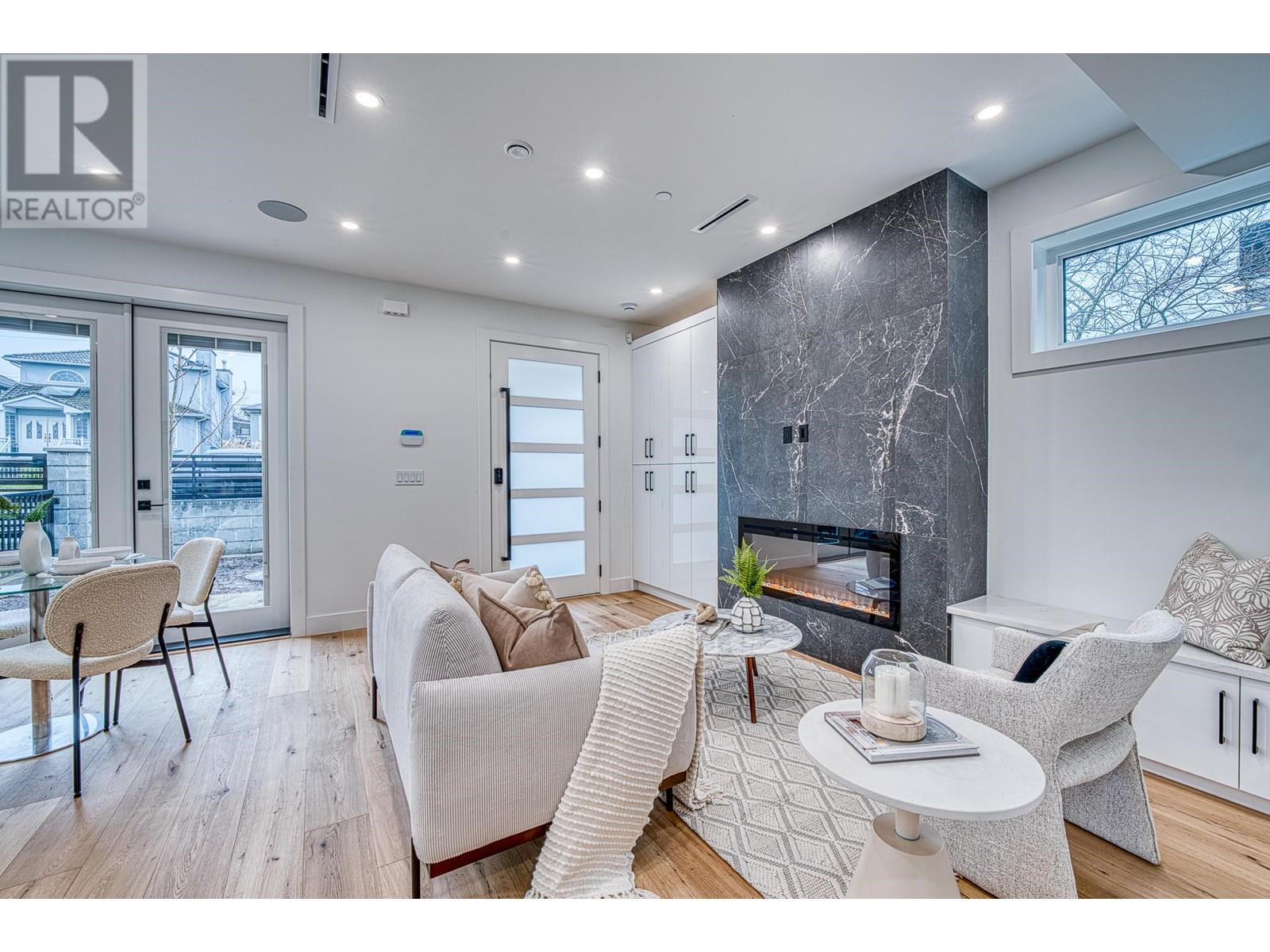 Listing Picture 4 of 27 : 1 2727 PARKER STREET, Vancouver / 溫哥華 - 魯藝地產 Yvonne Lu Group - MLS Medallion Club Member