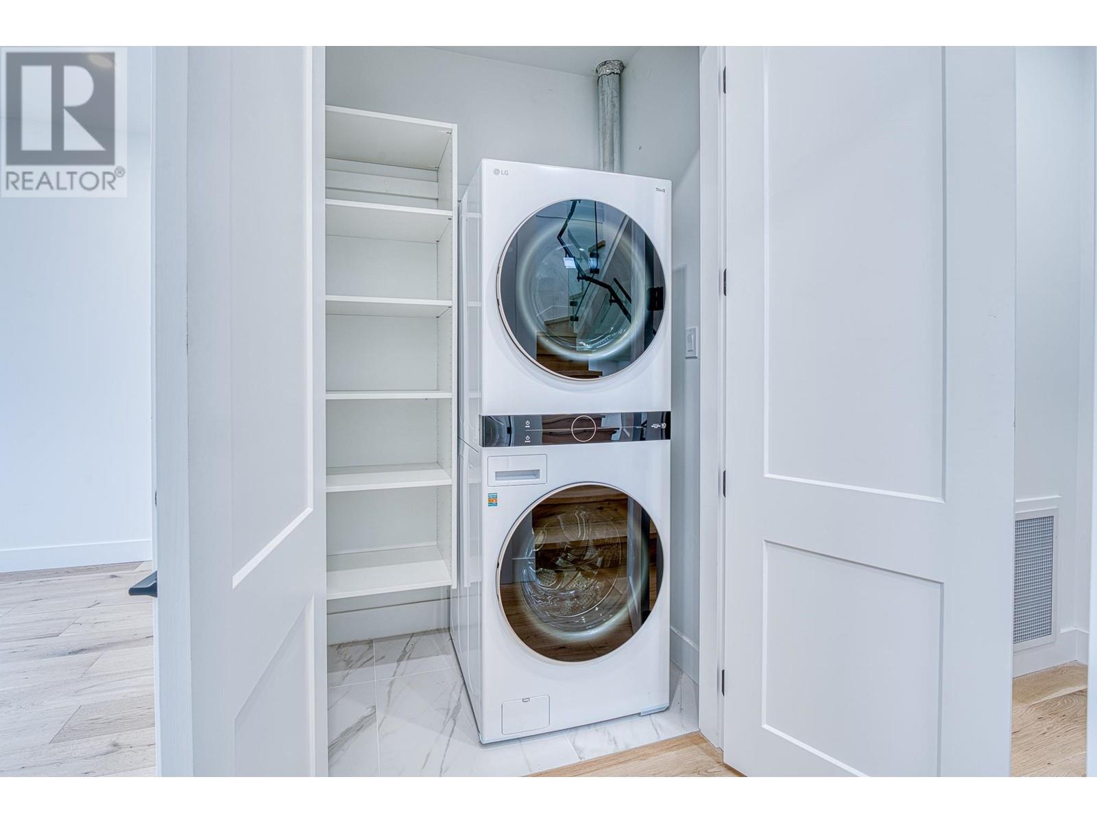 Listing Picture 25 of 27 : 1 2727 PARKER STREET, Vancouver / 溫哥華 - 魯藝地產 Yvonne Lu Group - MLS Medallion Club Member