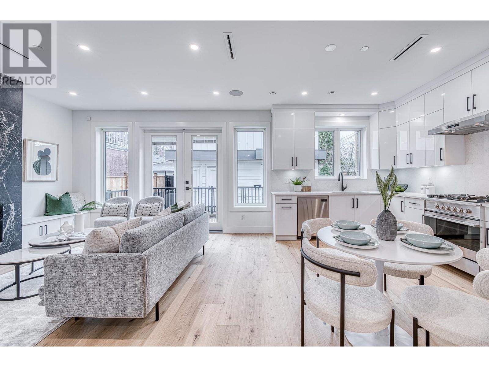 Listing Picture 14 of 31 : 2 2727 PARKER STREET, Vancouver / 溫哥華 - 魯藝地產 Yvonne Lu Group - MLS Medallion Club Member