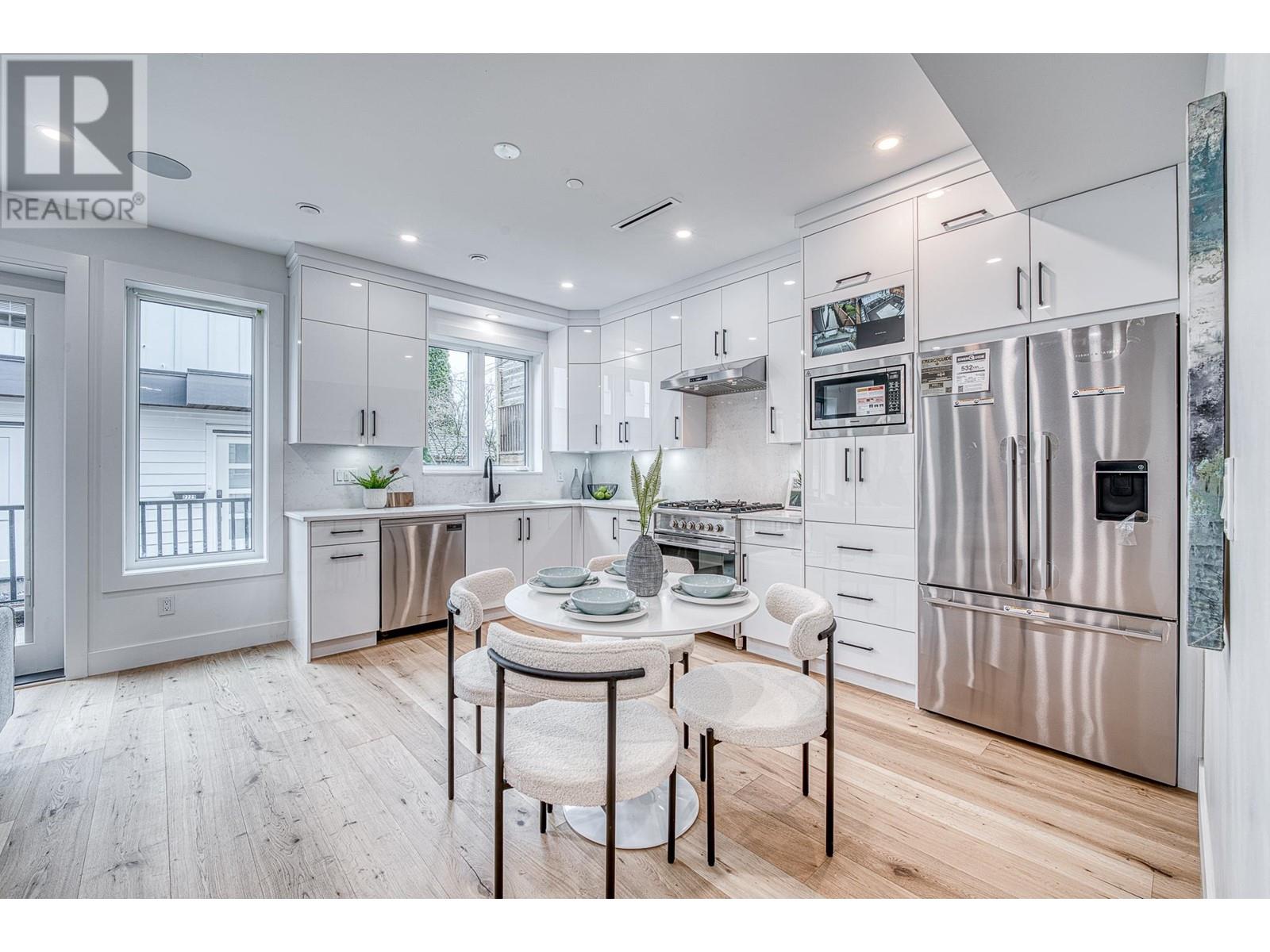 Listing Picture 8 of 31 : 2 2727 PARKER STREET, Vancouver / 溫哥華 - 魯藝地產 Yvonne Lu Group - MLS Medallion Club Member