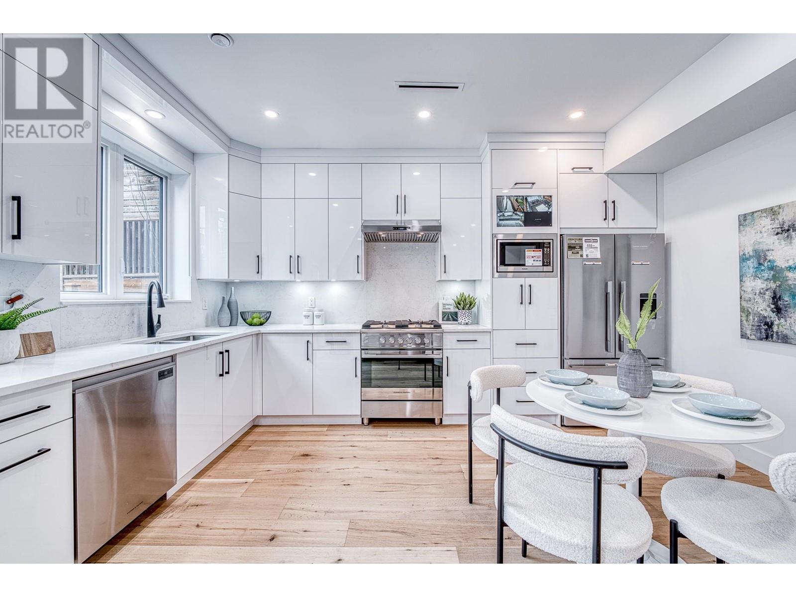 Listing Picture 9 of 31 : 2 2727 PARKER STREET, Vancouver / 溫哥華 - 魯藝地產 Yvonne Lu Group - MLS Medallion Club Member