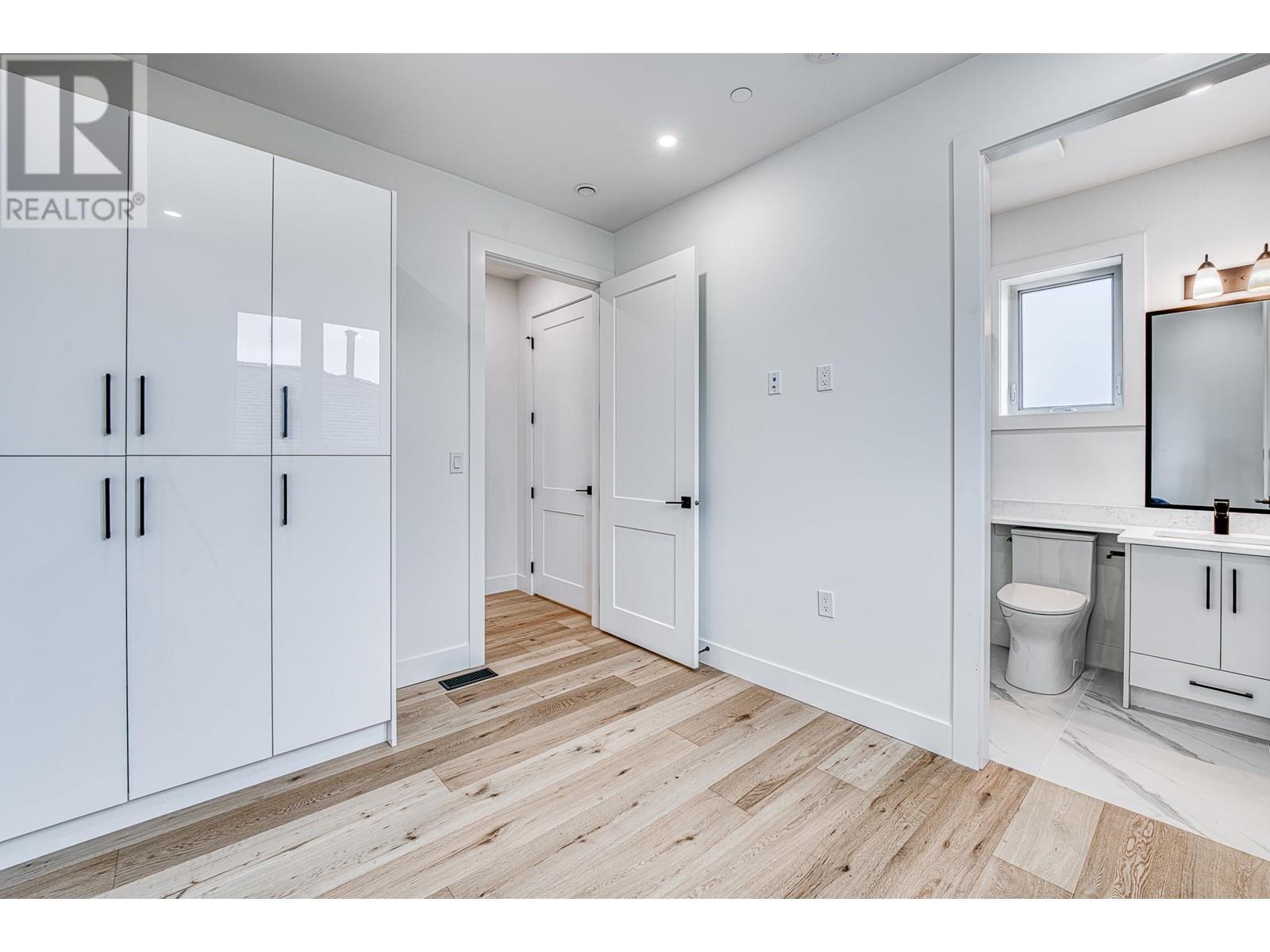 Listing Picture 22 of 31 : 2 2727 PARKER STREET, Vancouver / 溫哥華 - 魯藝地產 Yvonne Lu Group - MLS Medallion Club Member