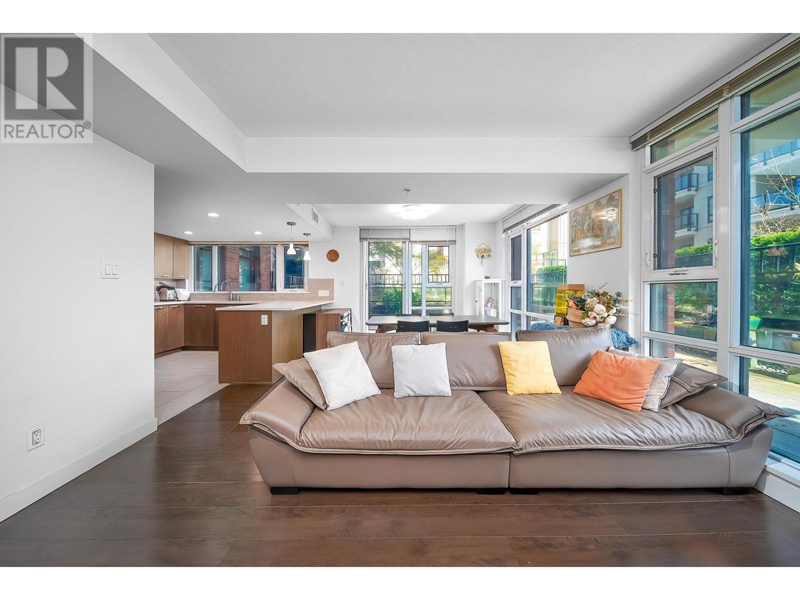 205 6888 Cooney Road, Richmond, British Columbia  V6Y 0E1 - Photo 4 - R2991233