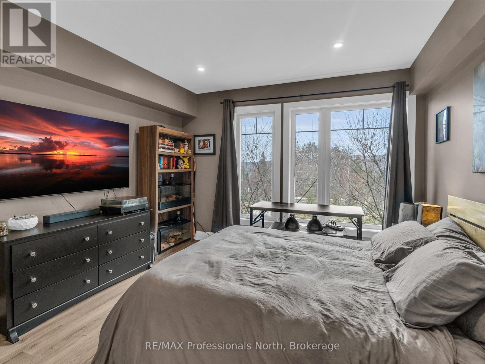 102 - 4 Tree Tops Lane, Huntsville, Ontario  P1H 0B8 - Photo 8 - X12087970