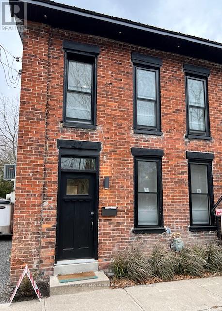 42 Margaret Street, Port Hope, Ontario  L1A 1Y3 - Photo 1 - X12087945