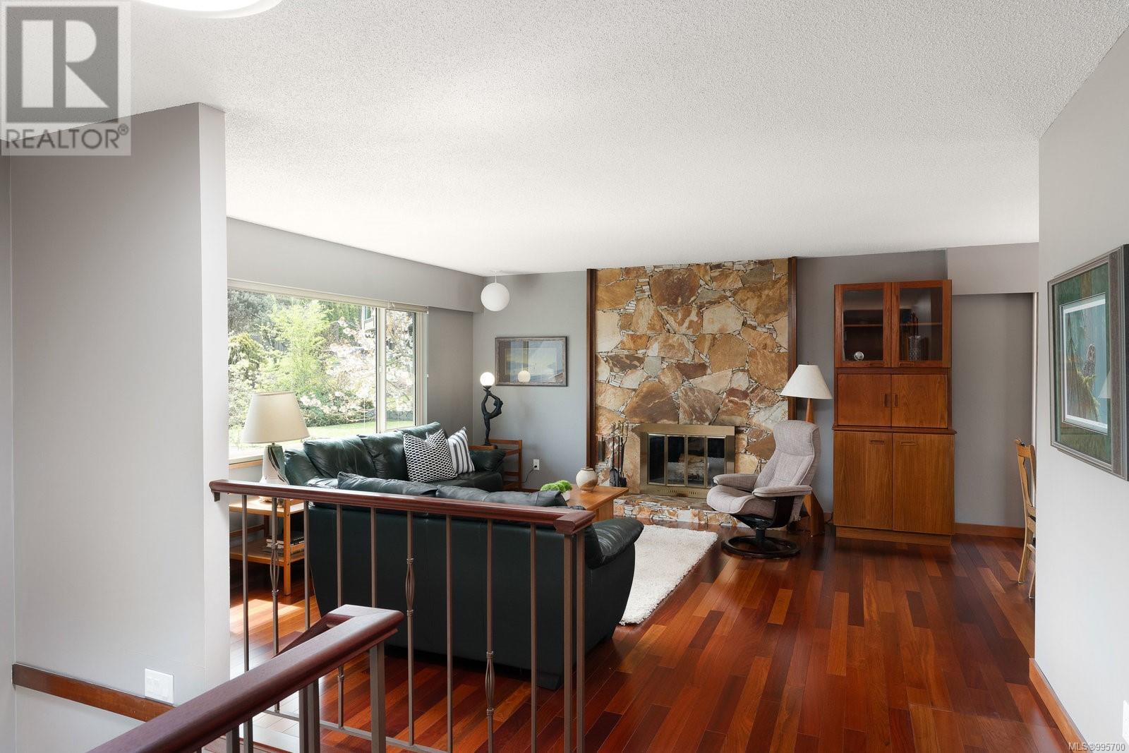 Property at 3916 Landis Pl image 1