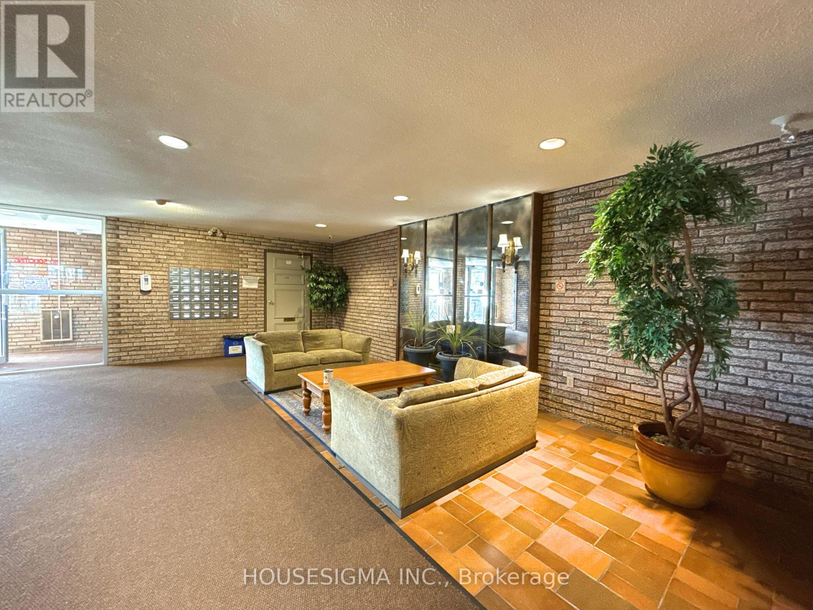 Photo 2 of 18 for 401 - 1104 Jalna Boulevard