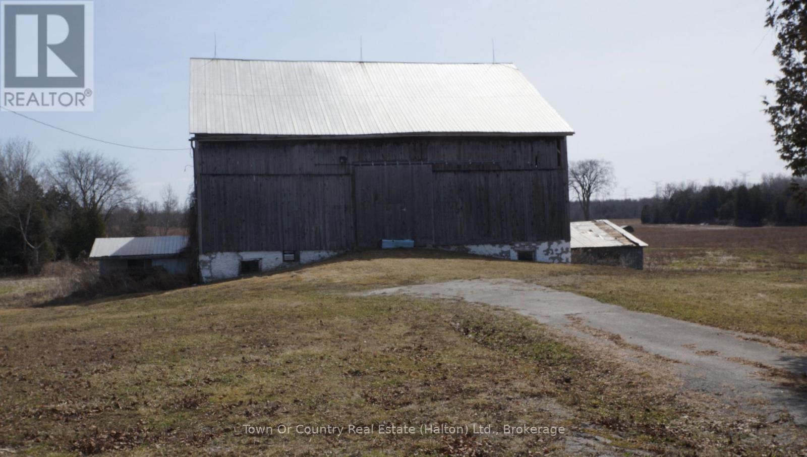 10894 32 Side Road N, Halton Hills, Ontario  L7J 2L8 - Photo 2 - W12073755