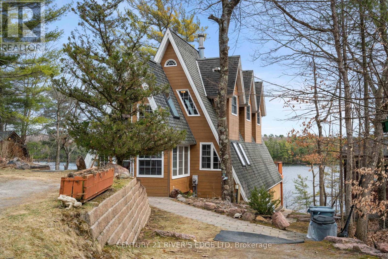 931 Summer Lane, Leeds And The Thousand Islands, Ontario  K0E 1B0 - Photo 3 - X12087839