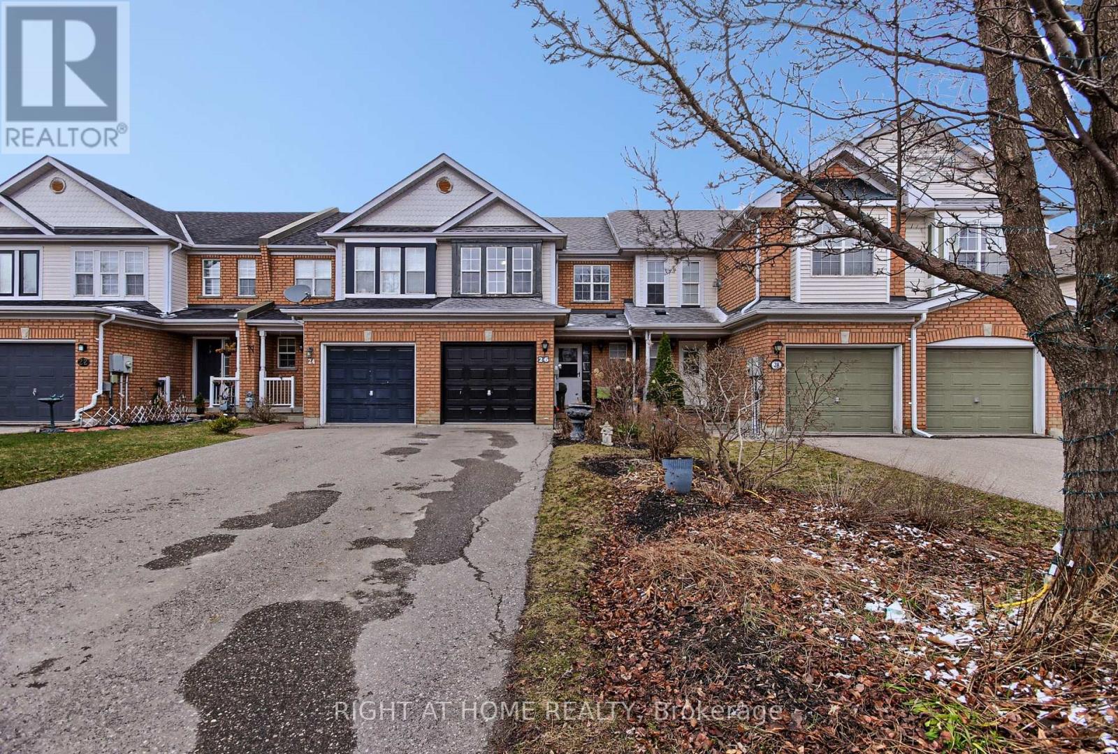 26 Crittenden Drive, Georgina, Ontario  L4P 4E7 - Photo 1 - N12087987