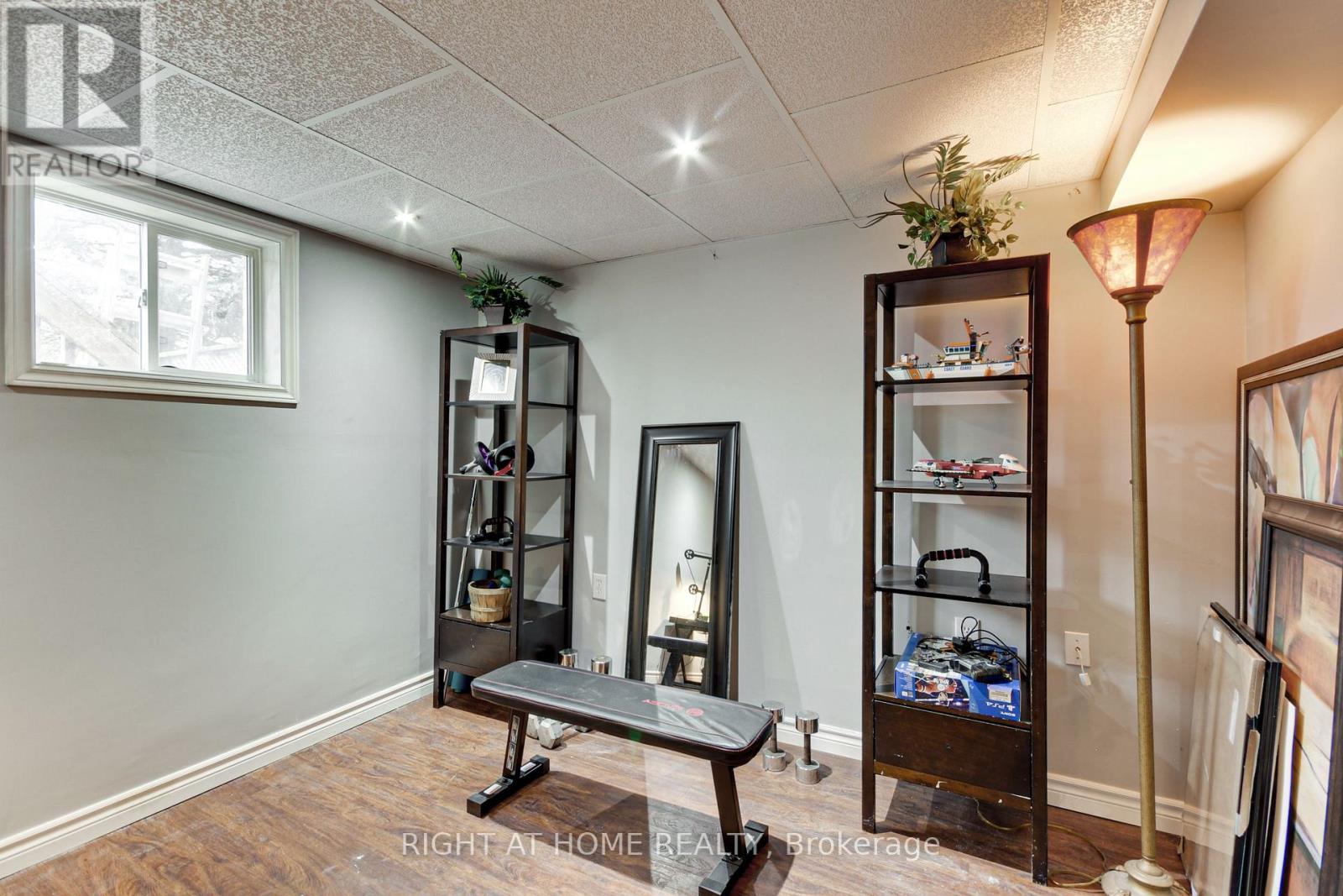 26 Crittenden Drive, Georgina, Ontario  L4P 4E7 - Photo 17 - N12087987