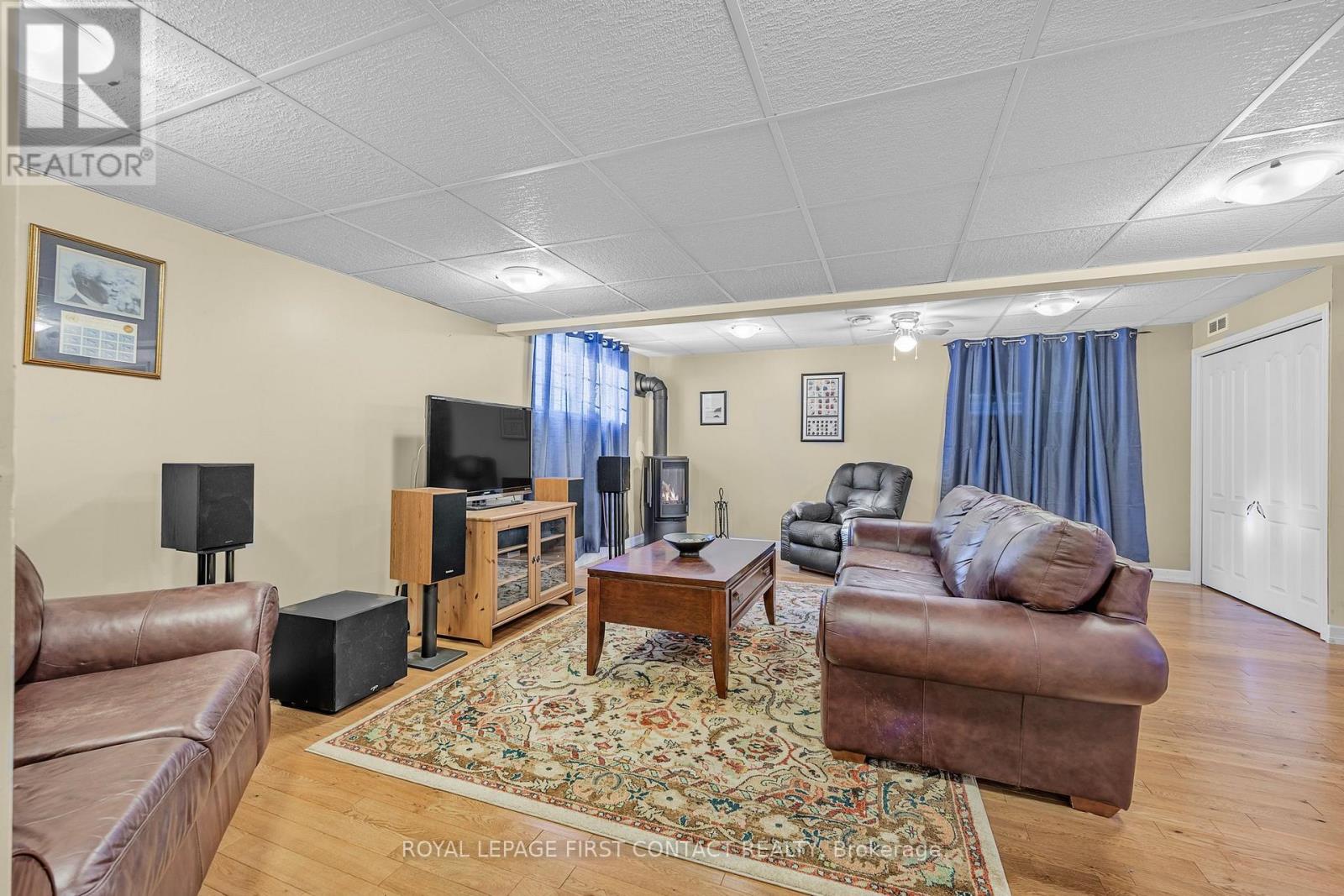 93 Bayshore Drive, Ramara, Ontario  L0K 1B0 - Photo 21 - S12087968