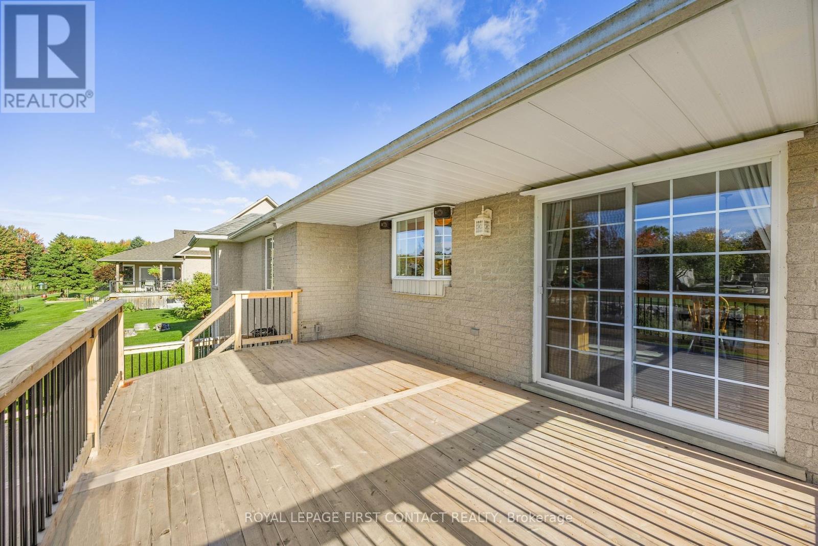 93 Bayshore Drive, Ramara, Ontario  L0K 1B0 - Photo 32 - S12087968