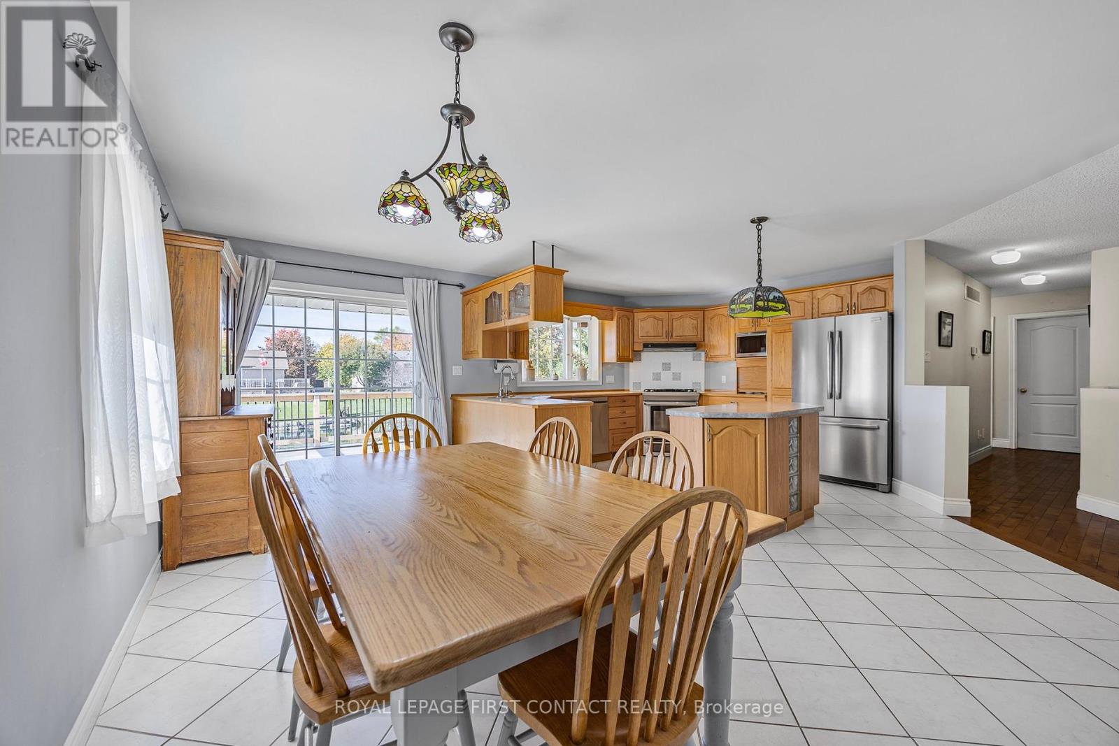 93 Bayshore Drive, Ramara, Ontario  L0K 1B0 - Photo 9 - S12087968