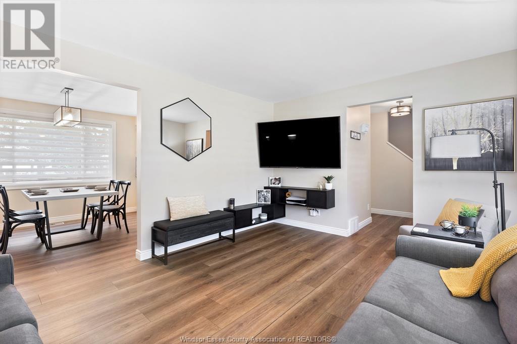 Property at 584 GAUTHIER image 5