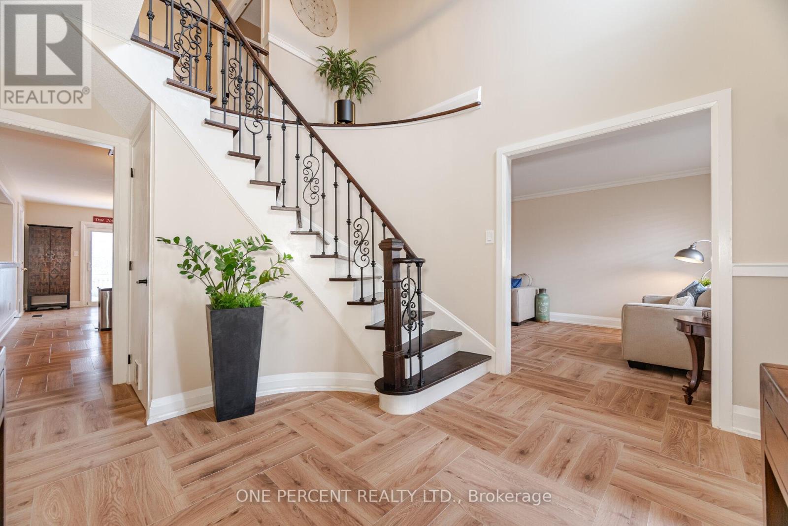 Property at 5 BOWES COURT image 5