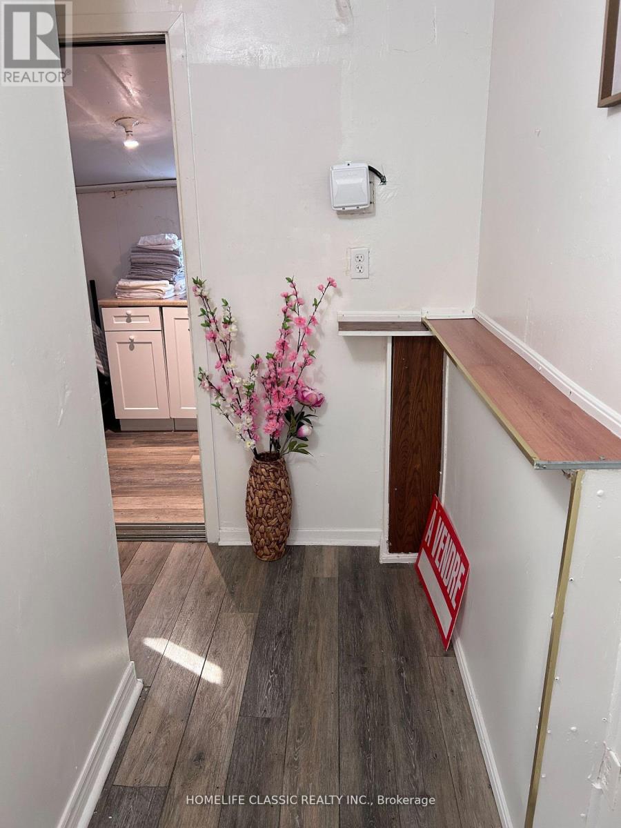 3223 Dundas Street, Toronto, Ontario  M6P 2A2 - Photo 3 - W12087954