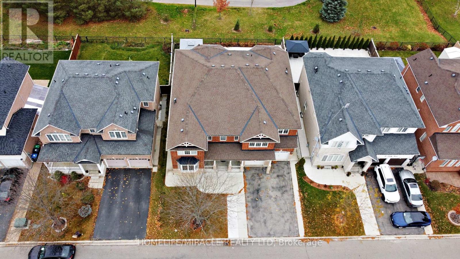 Property at 8 NELLY COURT image 3