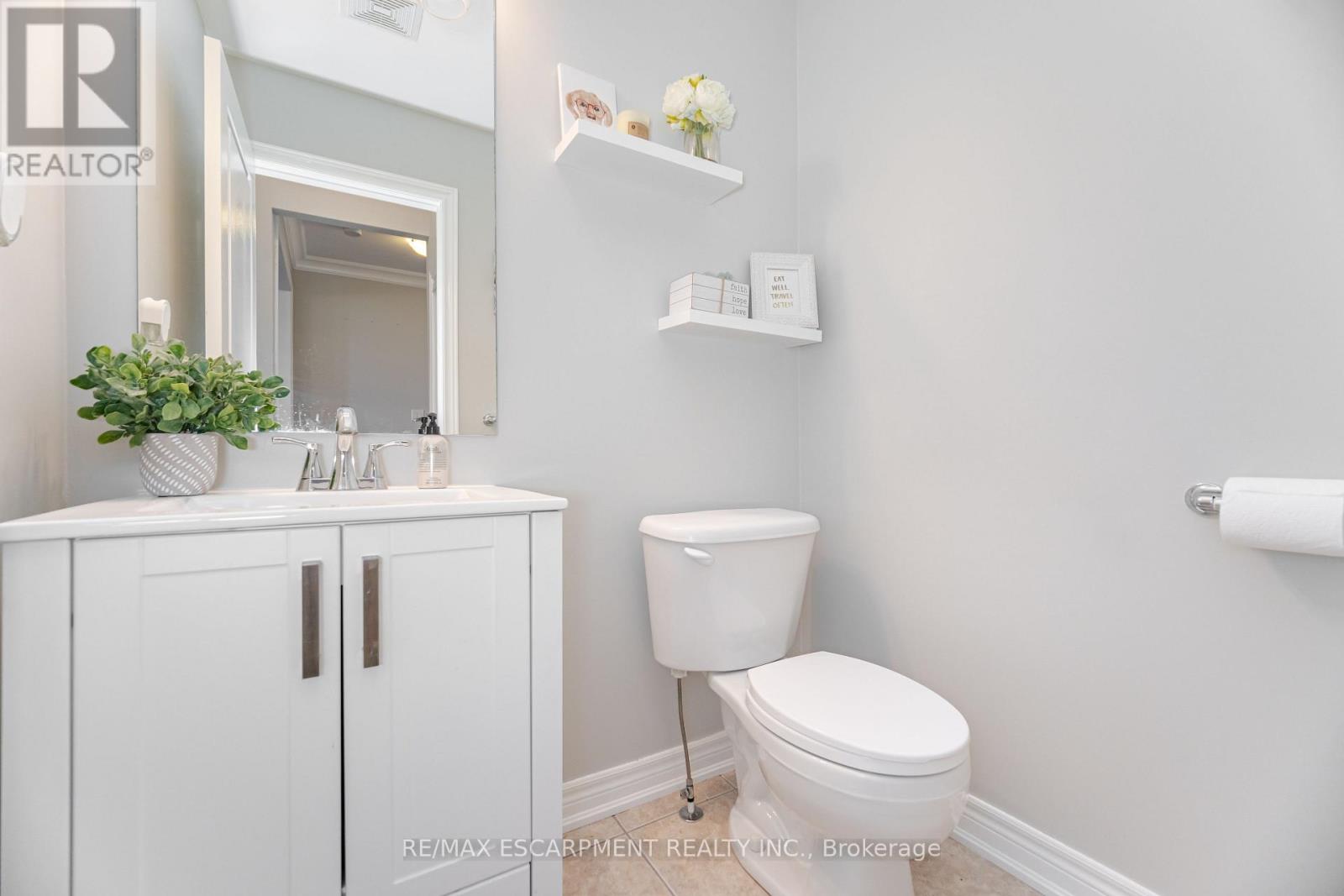 31 Vanderbrink Drive, Brampton, Ontario  L6R 0E6 - Photo 14 - W12087978