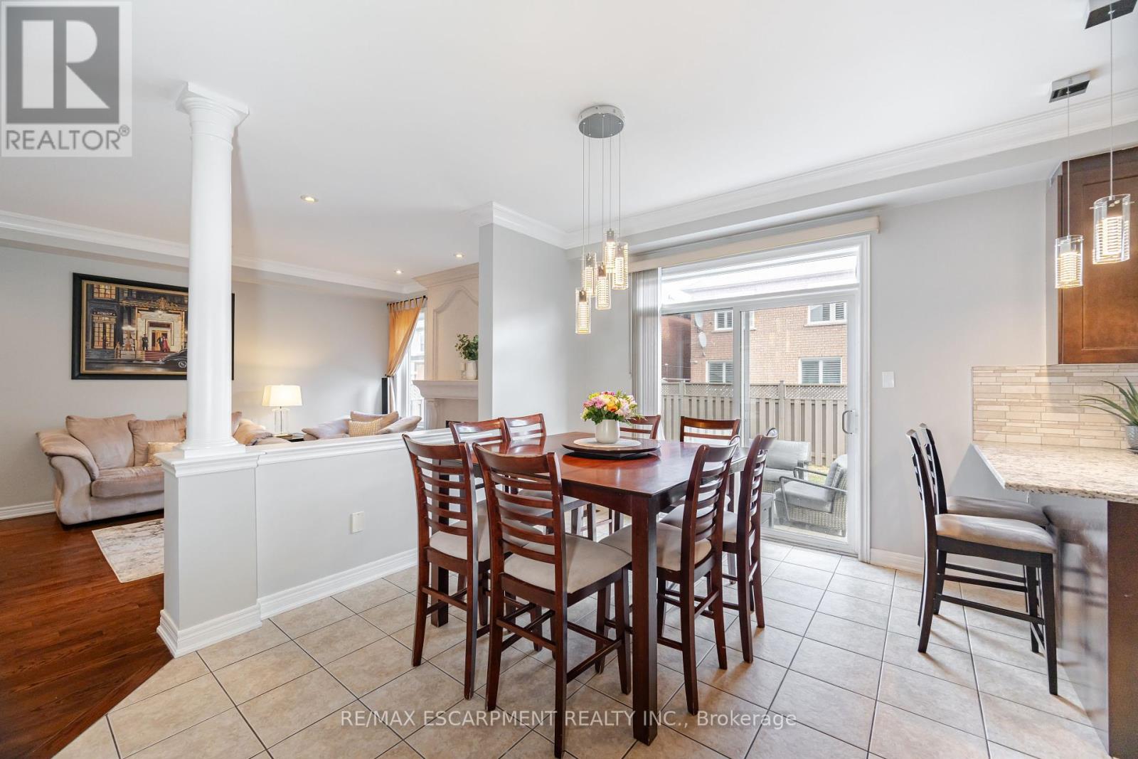 31 Vanderbrink Drive, Brampton, Ontario  L6R 0E6 - Photo 9 - W12087978