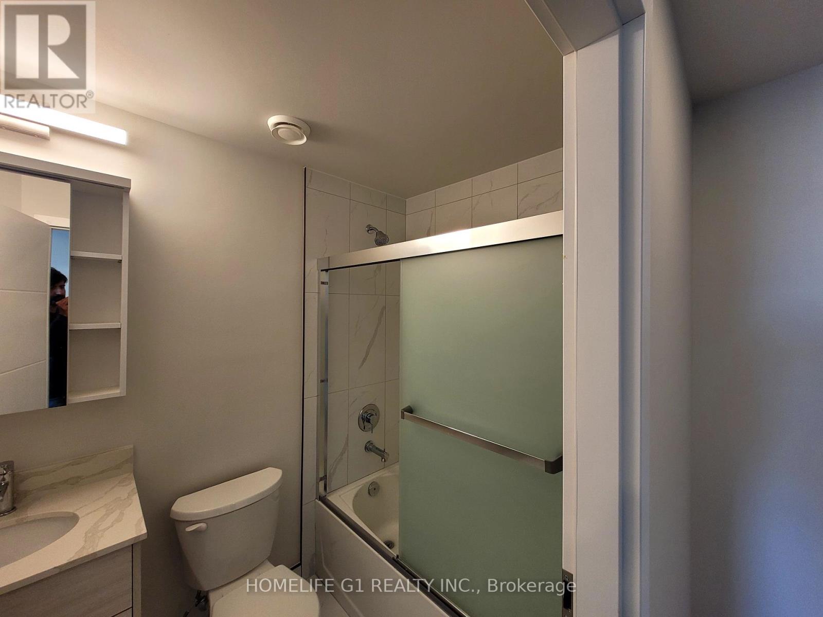 607 - 60 Fredrick Street, Kitchener, Ontario  N2H 0C7 - Photo 10 - X12087960