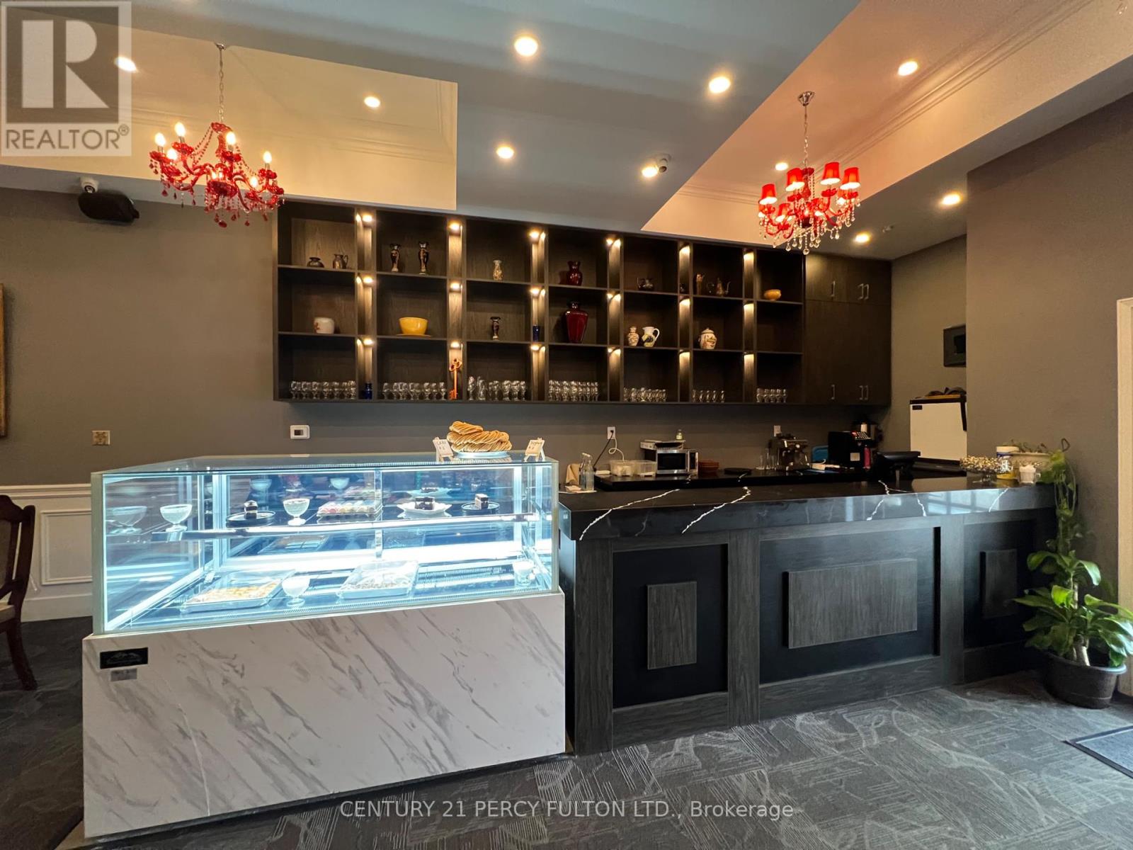 1850 Dundas Street E, Mississauga, Ontario  L4X 1L9 - Photo 8 - W12087813