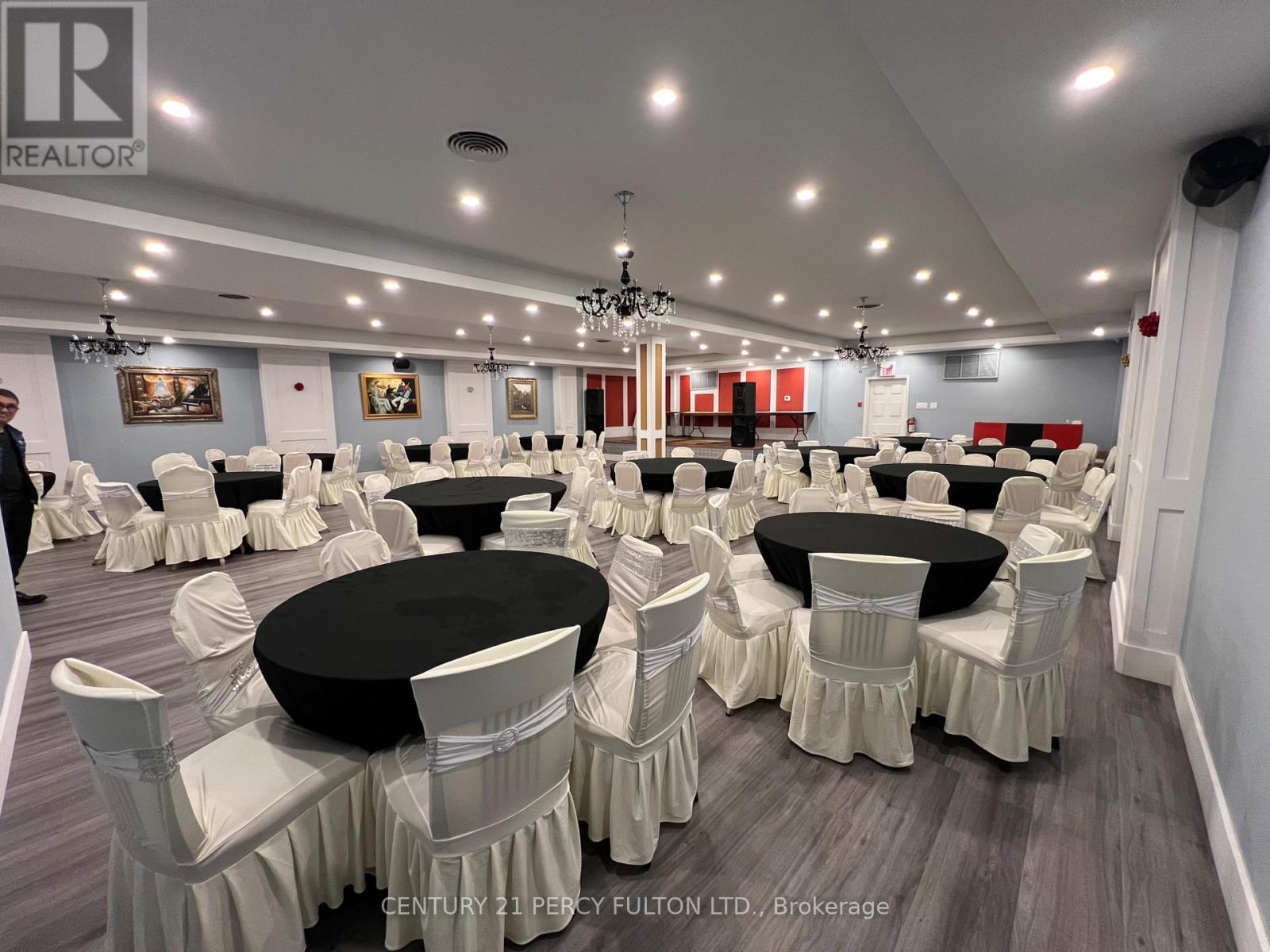 1850 Dundas Street E, Mississauga, Ontario  L4X 1L9 - Photo 11 - W12087813
