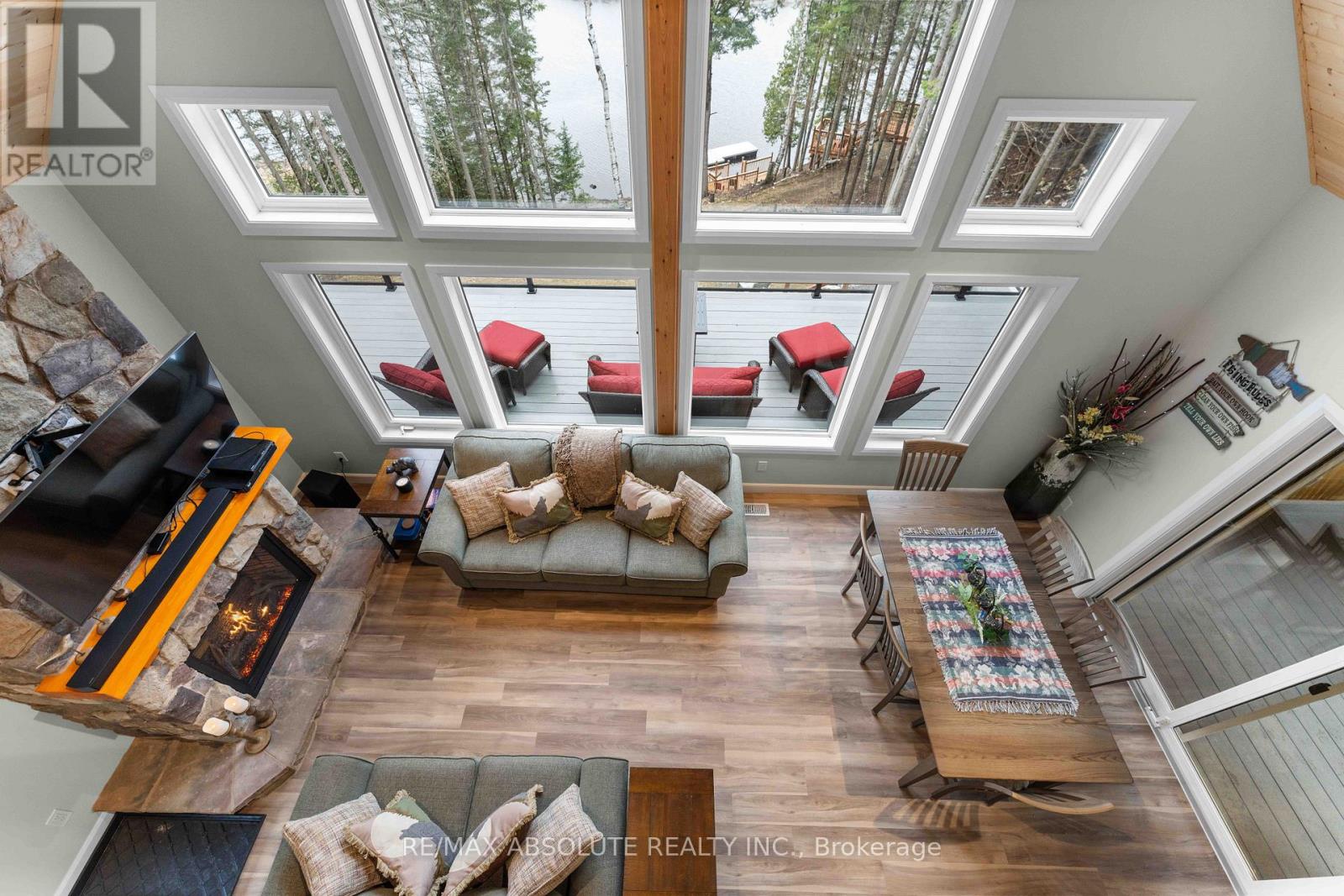 4634 Matawatchan Road, Greater Madawaska, Ontario  K0J 2R0 - Photo 16 - X12088023