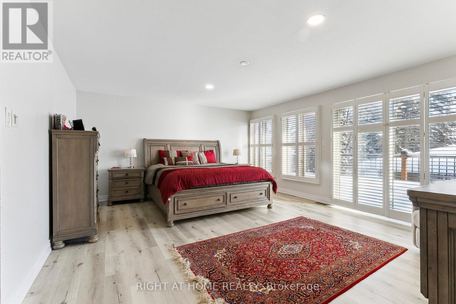 120 Santa Barbara Road, Toronto, Ontario  M2N 2C5 - Photo 18 - C12088008