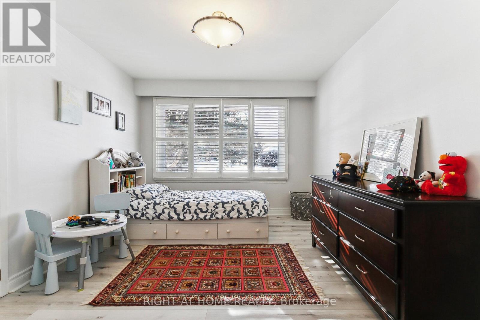 120 Santa Barbara Road, Toronto, Ontario  M2N 2C5 - Photo 27 - C12088008