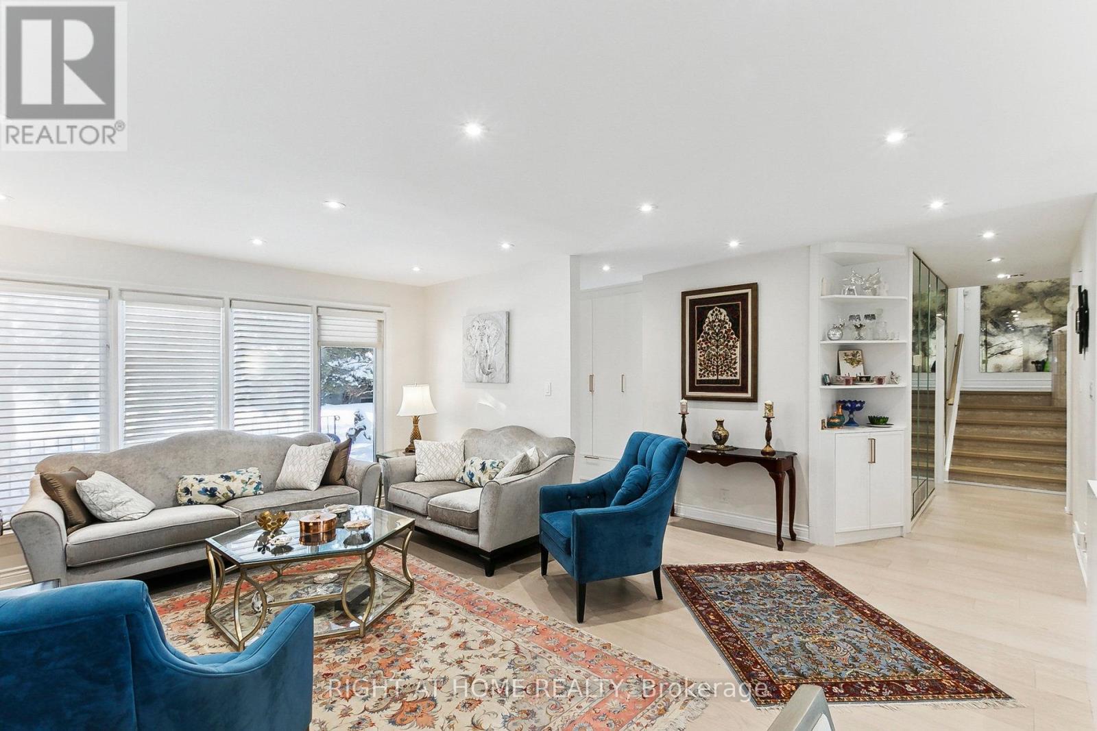120 Santa Barbara Road, Toronto, Ontario  M2N 2C5 - Photo 7 - C12088008