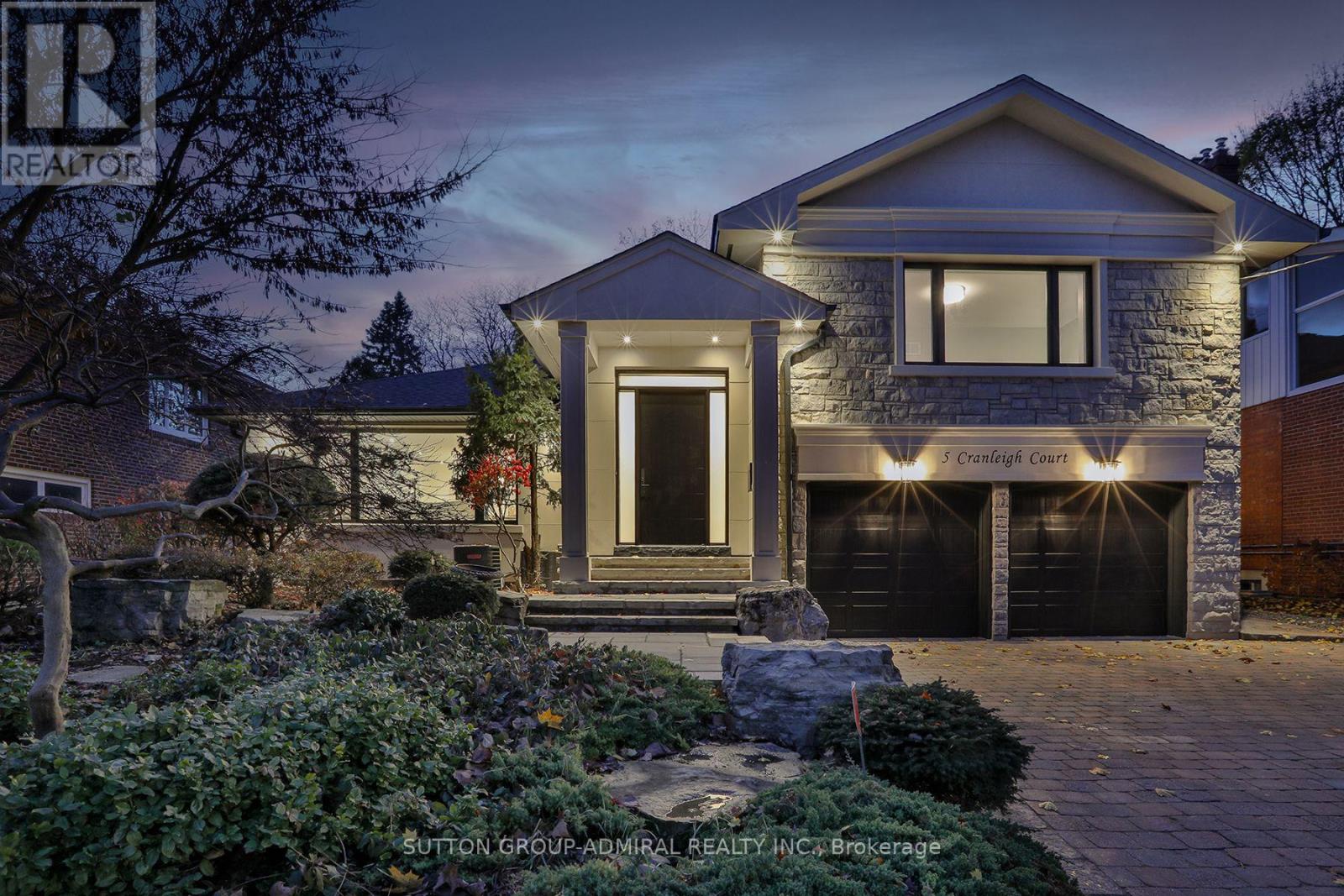 Property at 5 CRANLEIGH COURT image 2