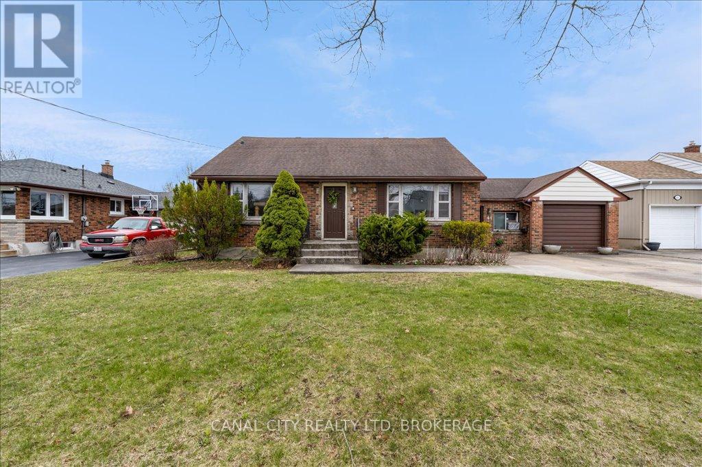 Property at 61 ROSE AVENUE image 2