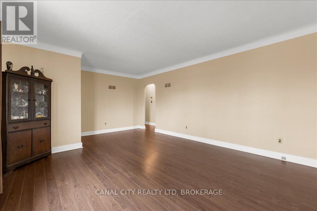 Property at 61 ROSE AVENUE image 5