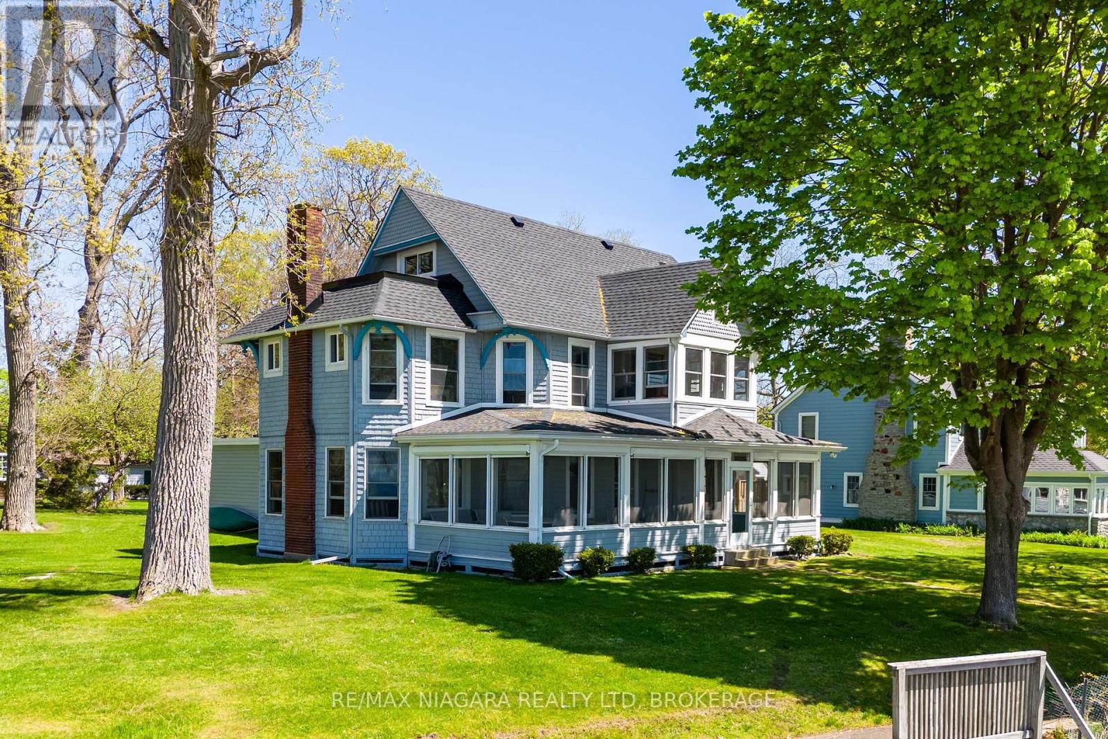 Property at 183 MAPLE LANE image 1
