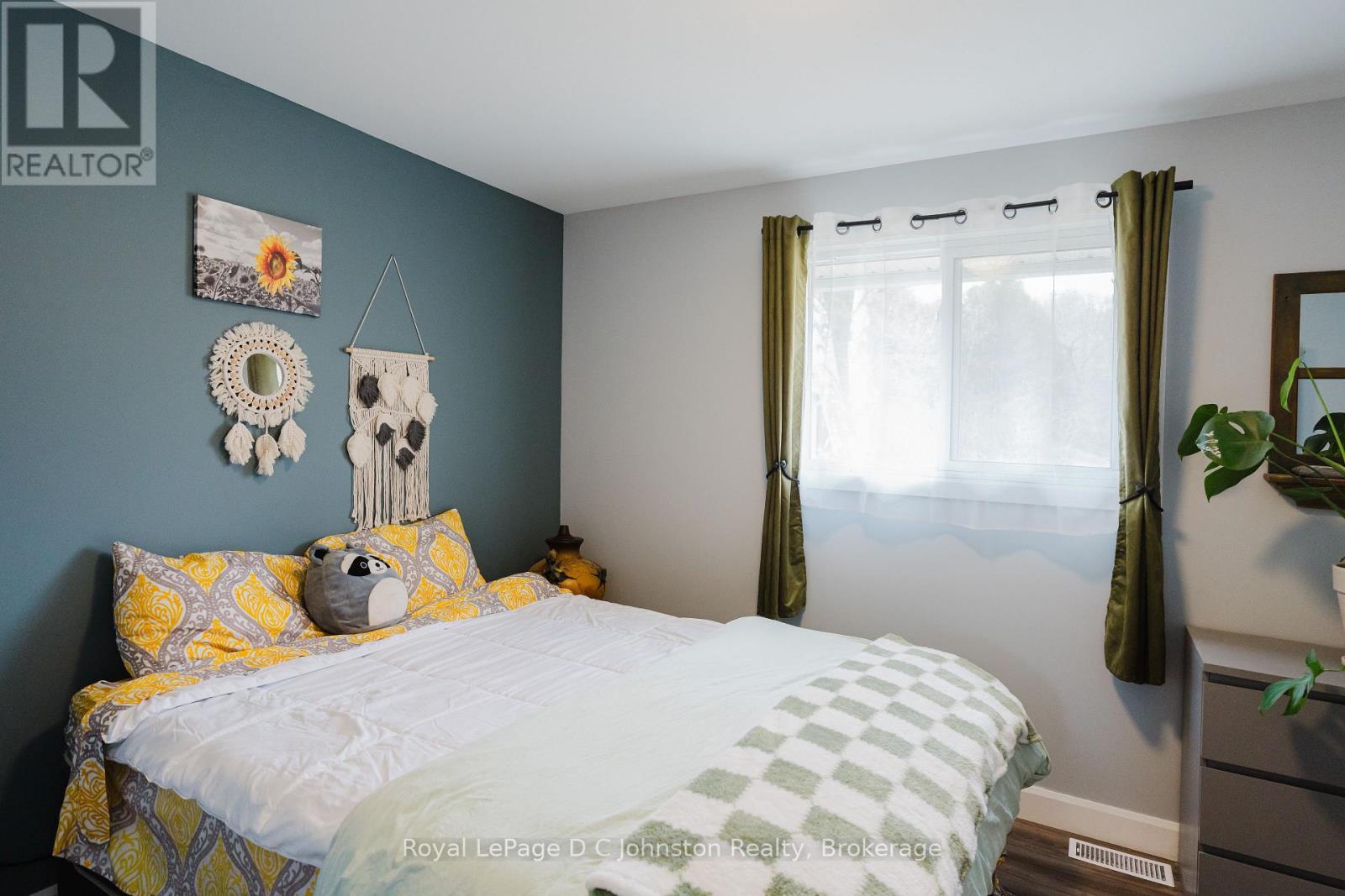 484 Angie Street, Arran-Elderslie, Ontario  N0G 2N0 - Photo 19 - X12088063
