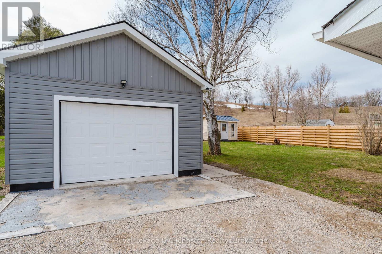 484 Angie Street, Arran-Elderslie, Ontario  N0G 2N0 - Photo 4 - X12088063