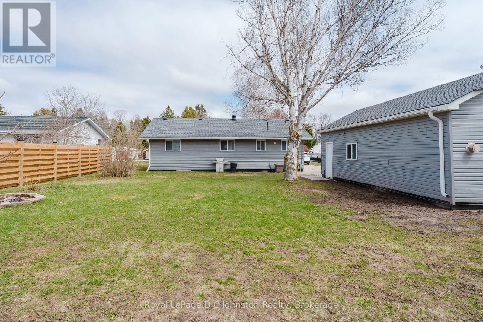 484 Angie Street, Arran-Elderslie, Ontario  N0G 2N0 - Photo 7 - X12088063