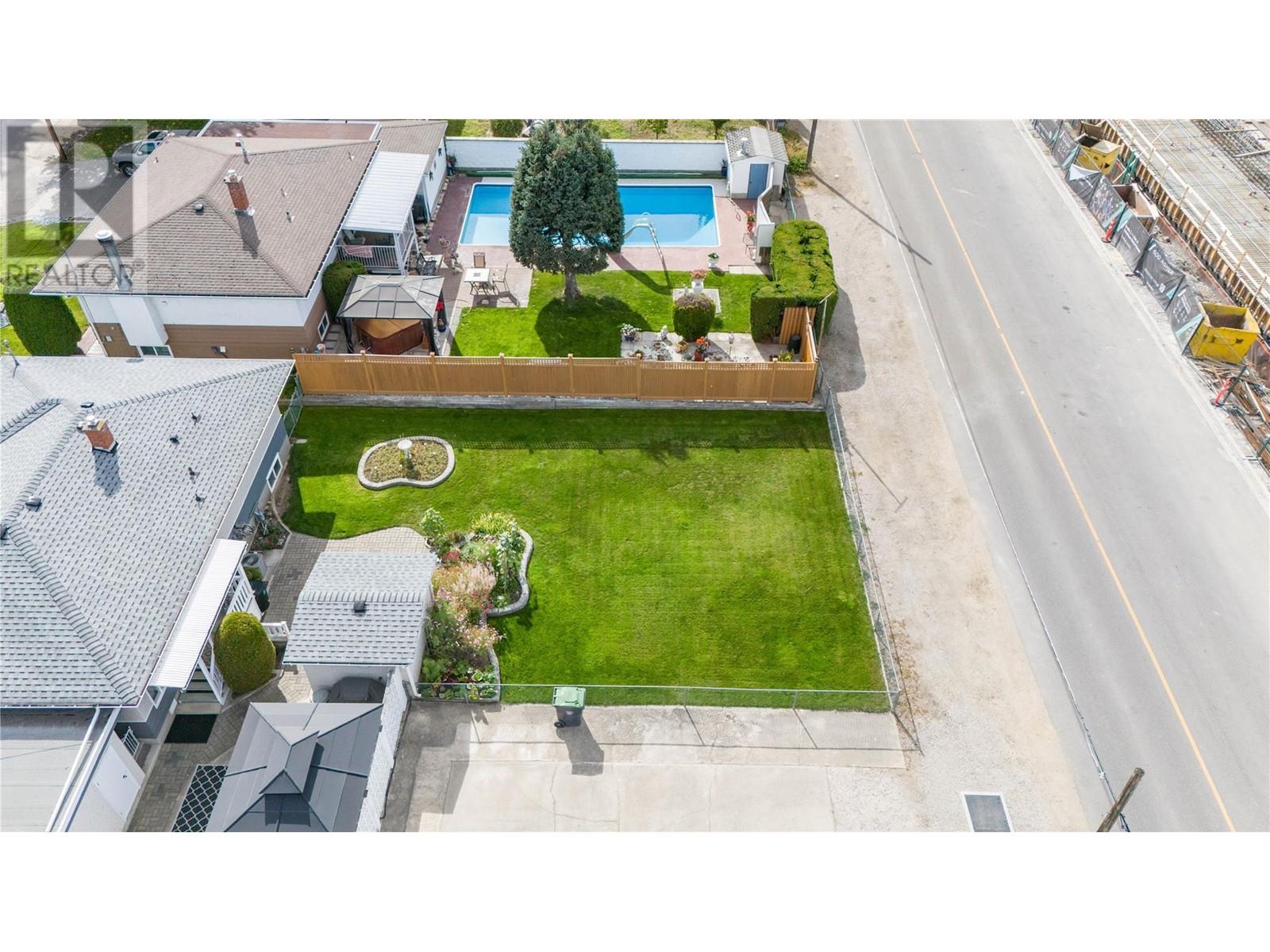 Property at 500 Mcdonald Road image 4