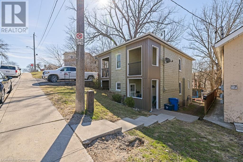 Property at 9-9.5 MARY Street image 3