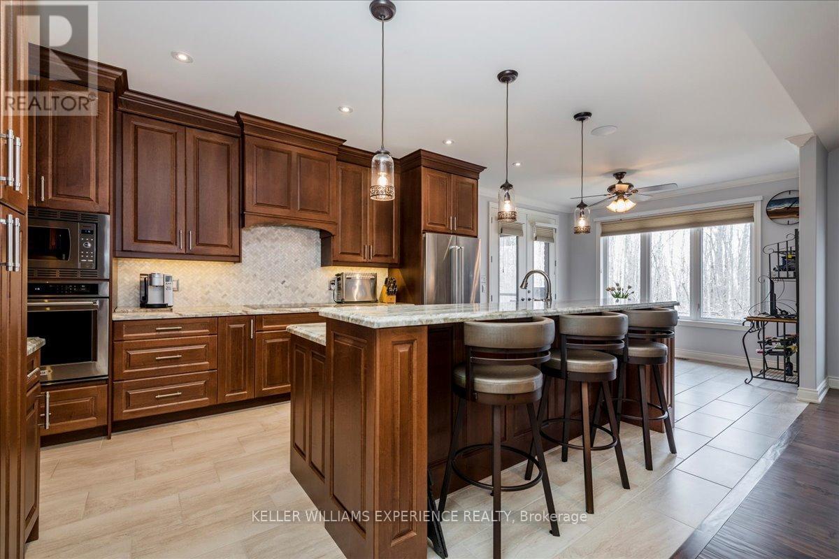 Property at 28 TIMBER WOLF TRAIL image 5