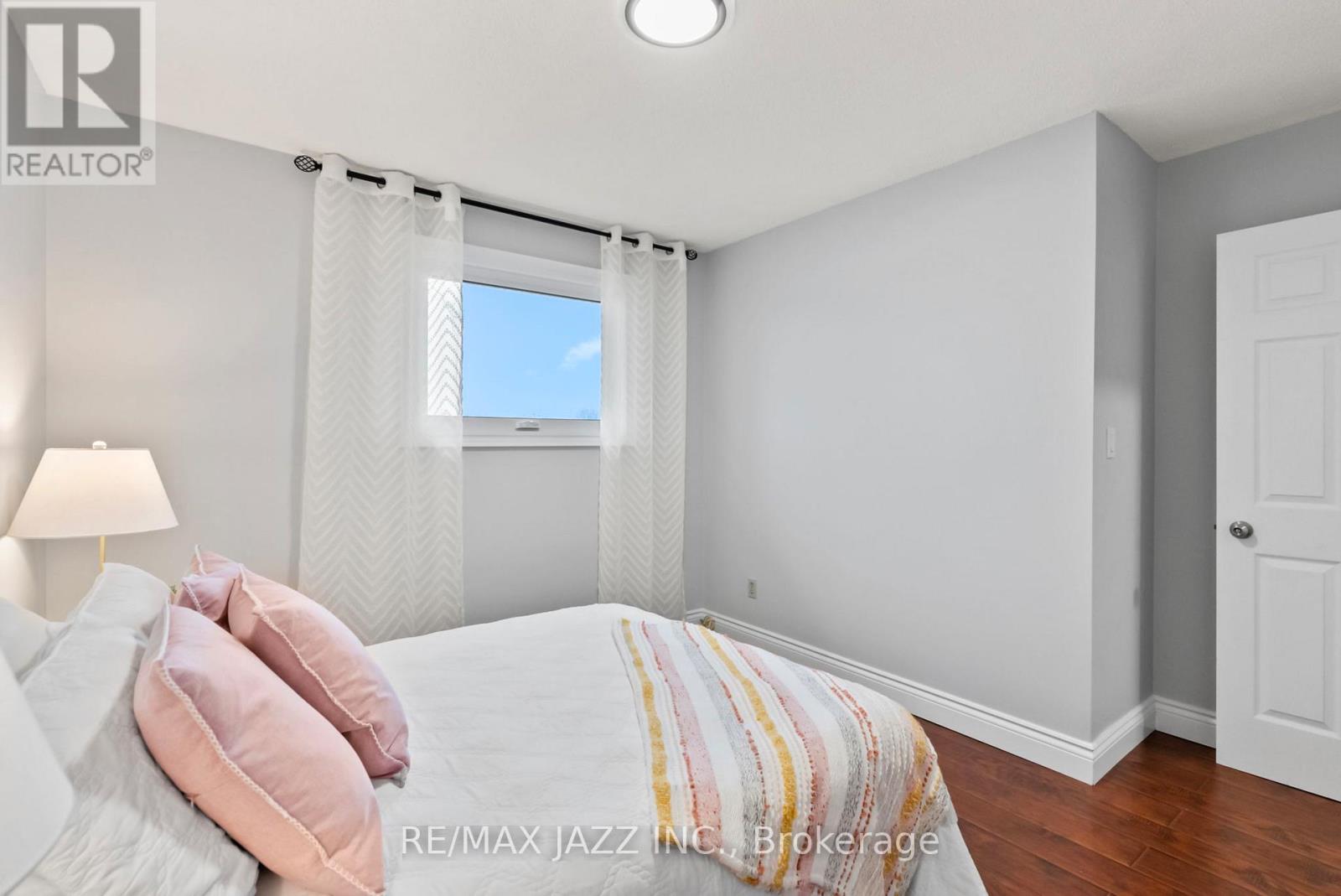 922 Southdown Drive, Oshawa, Ontario  L1H 7Z6 - Photo 21 - E12041365